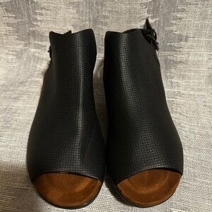 Pierre Dumas Black Open-Toe Mule with Brown Insole